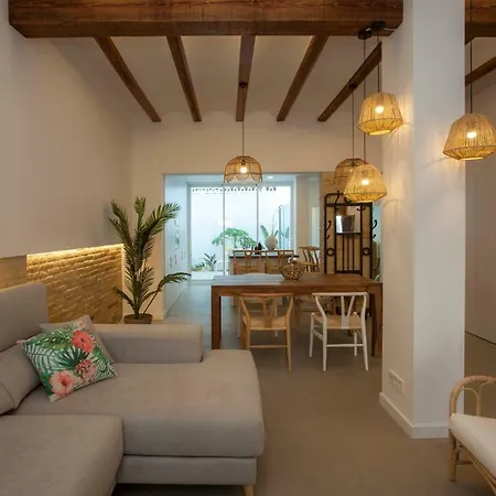 Singularstays Gulliver Feriehus Valencia